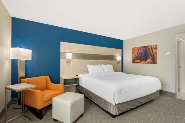 Best Western Plus Magnolia Inn & Suites image 10